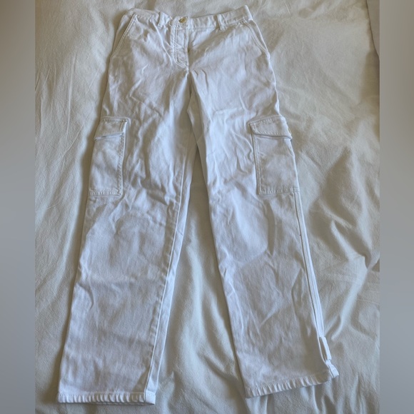 Wilfred modern cargo - Picture 1 of 3